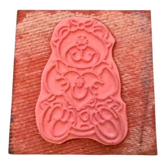 Carson Dellosa Sweetheart Bear Holding A Heart Rubber Stamp - Picture 3 of 3
